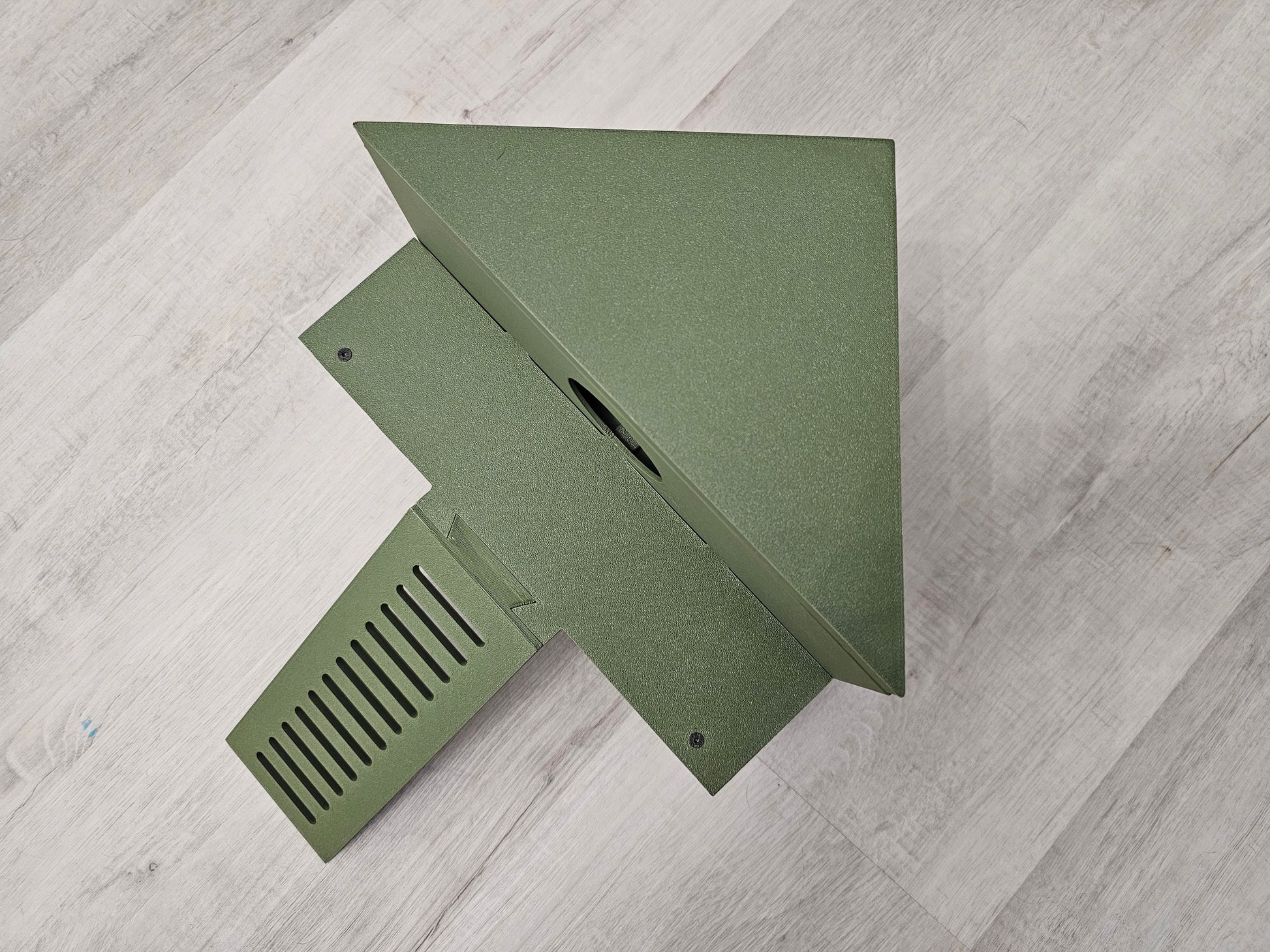 The Triangula Vista- 3D Printed Reptile Hide