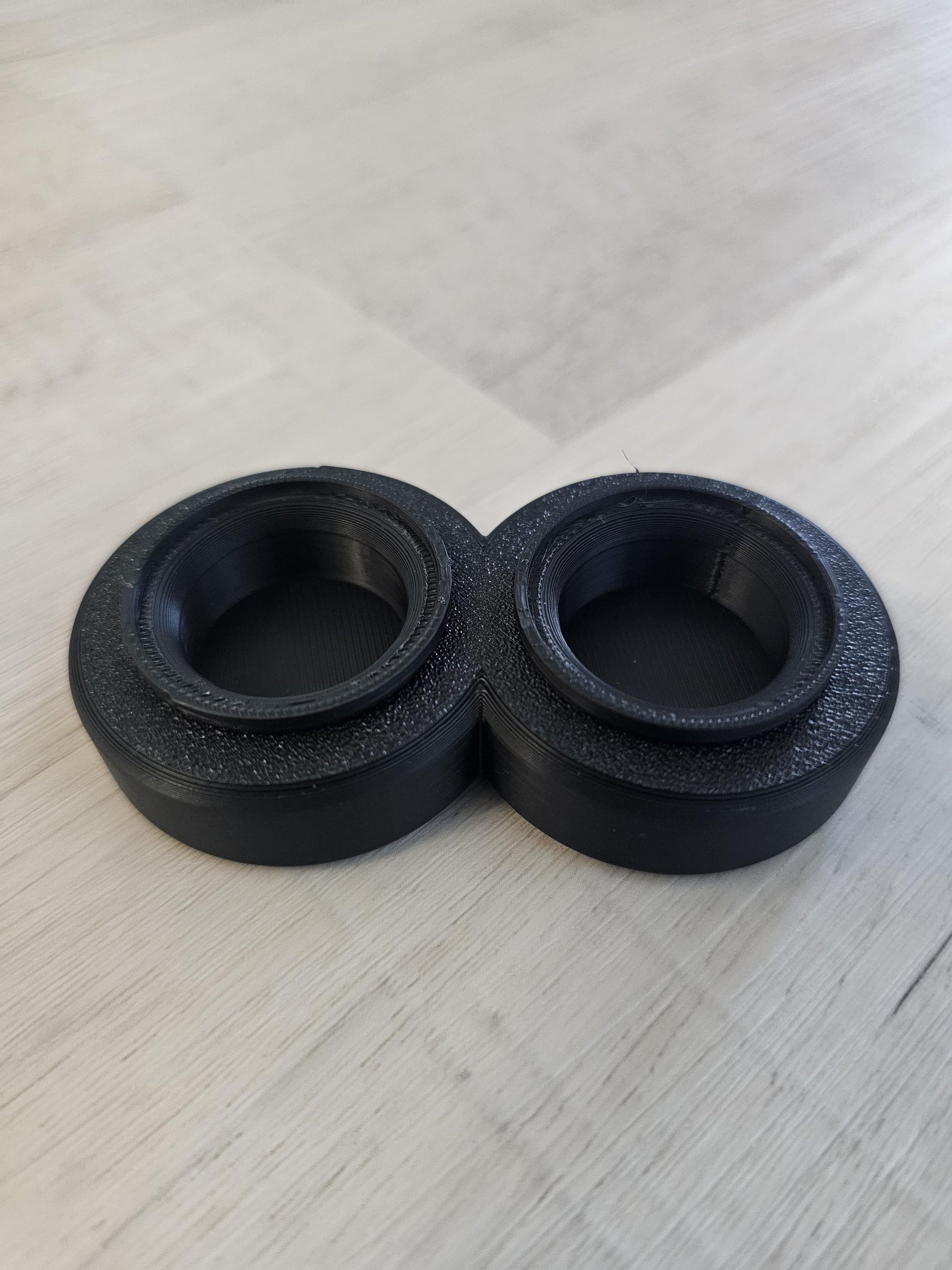 The Baby Gecko Dining Duo-3D Printed