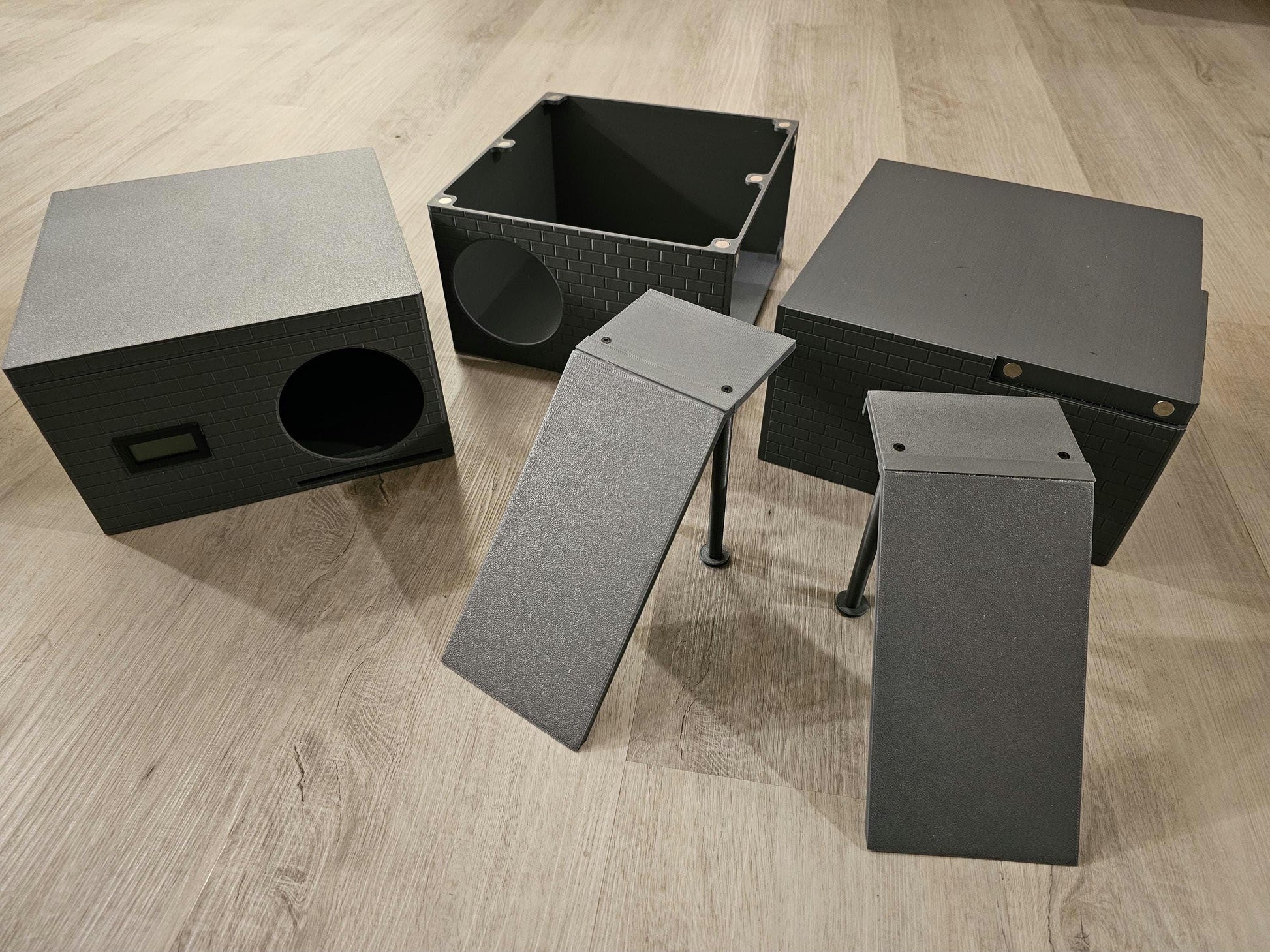 XL custom Brickstone Manor - 3D Printed Reptile Hide